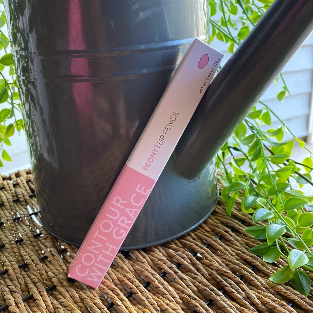 Peony Lip Liner